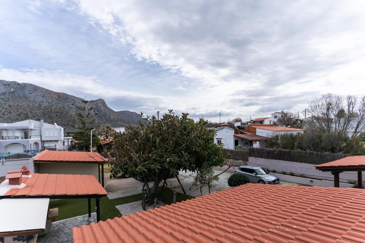 παραθαλάσσια με μπάρμπεκιου και τζακούζι Holiday home Stavros (Crete)